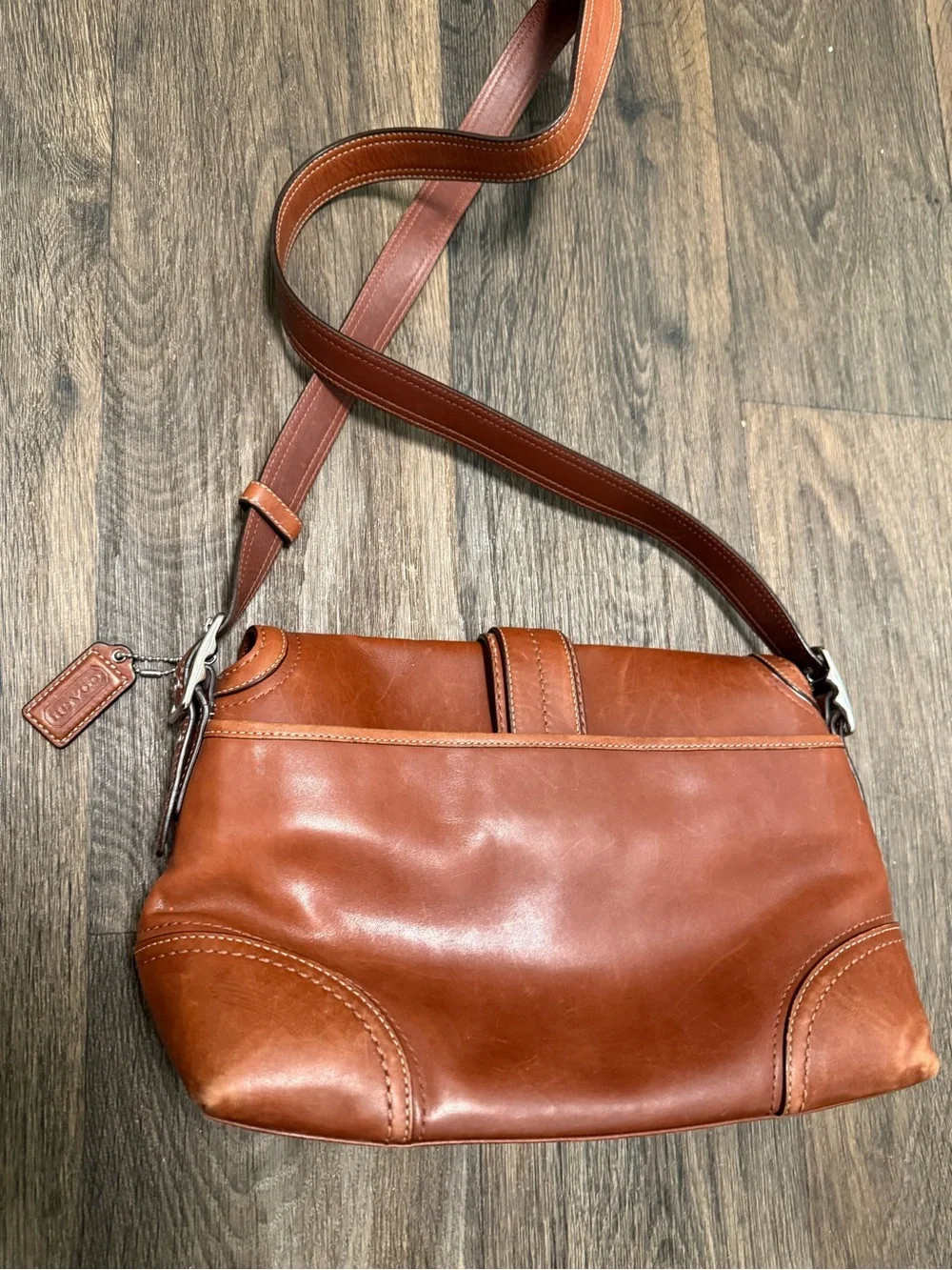 Vintage Y2K Coach Hampton F12606 Soft Leather Medium Brown Crossbody